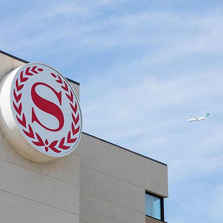 Sheraton Cavalier Calgary Hotel Ngoại thất bức ảnh