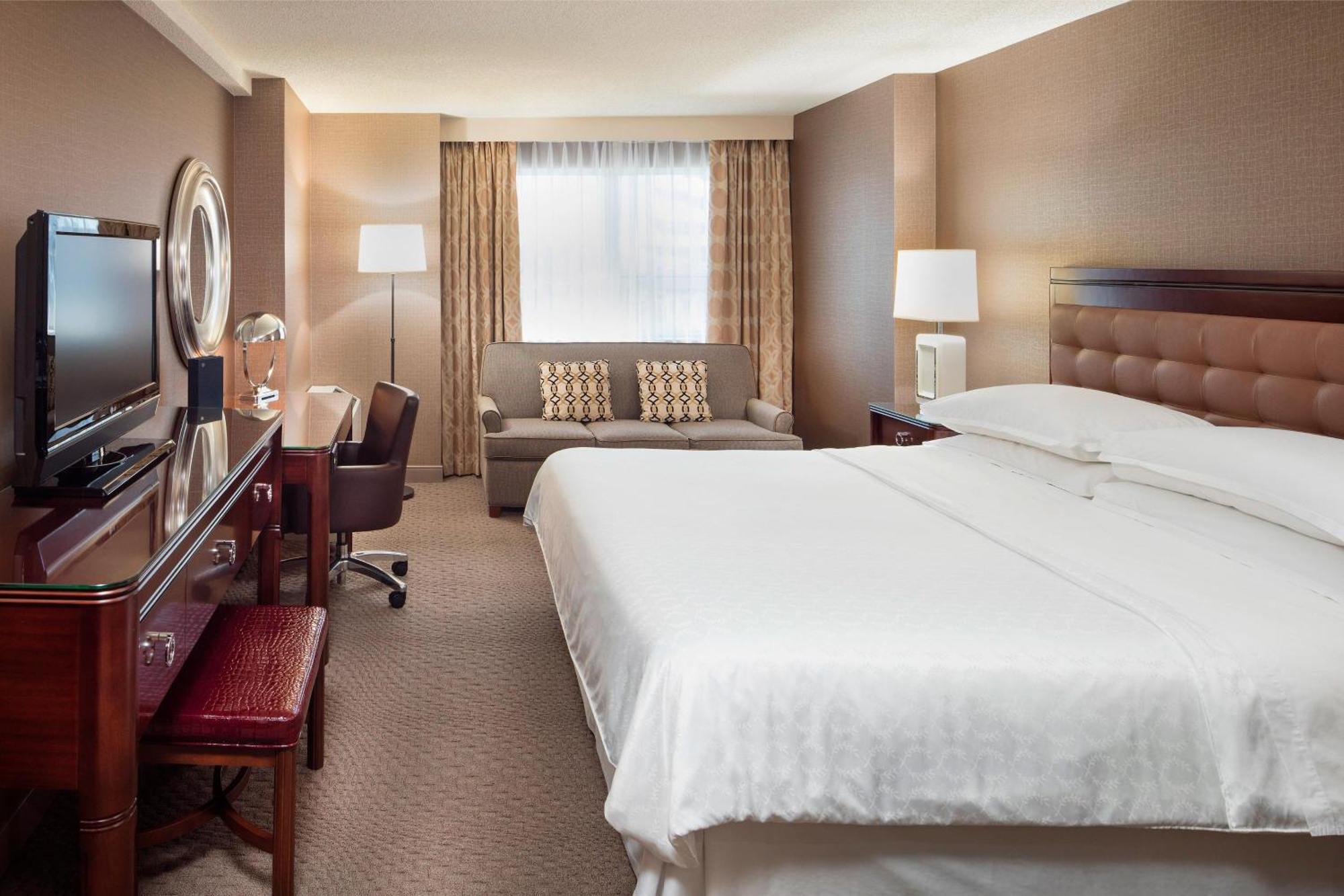 Sheraton Cavalier Calgary Hotel Ngoại thất bức ảnh