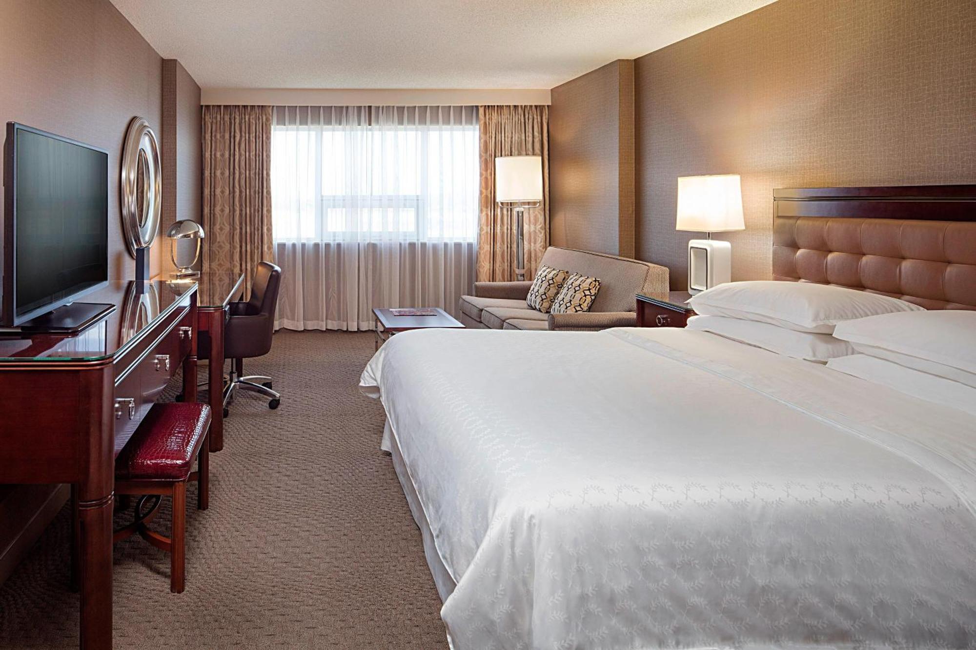 Sheraton Cavalier Calgary Hotel Ngoại thất bức ảnh