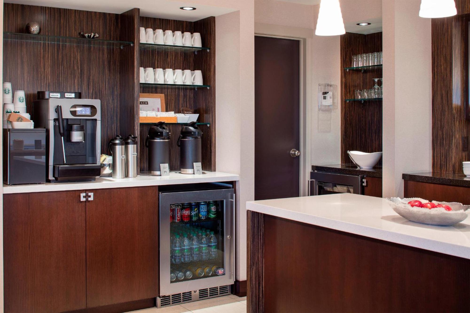 Sheraton Cavalier Calgary Hotel Ngoại thất bức ảnh