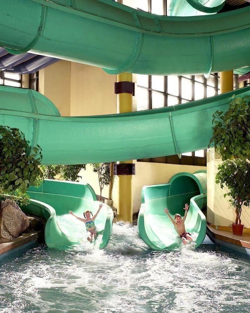 Sheraton Cavalier Calgary Hotel Ngoại thất bức ảnh